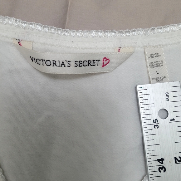 Victoria's Secret Sleep T-shirt - Picture 4 of 11